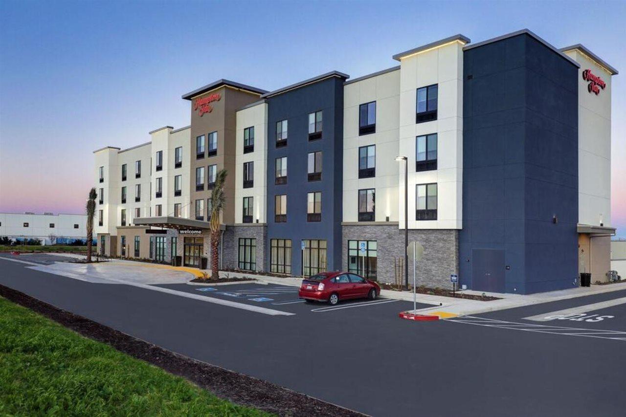 Hampton Inn Patterson, Ca Buitenkant foto