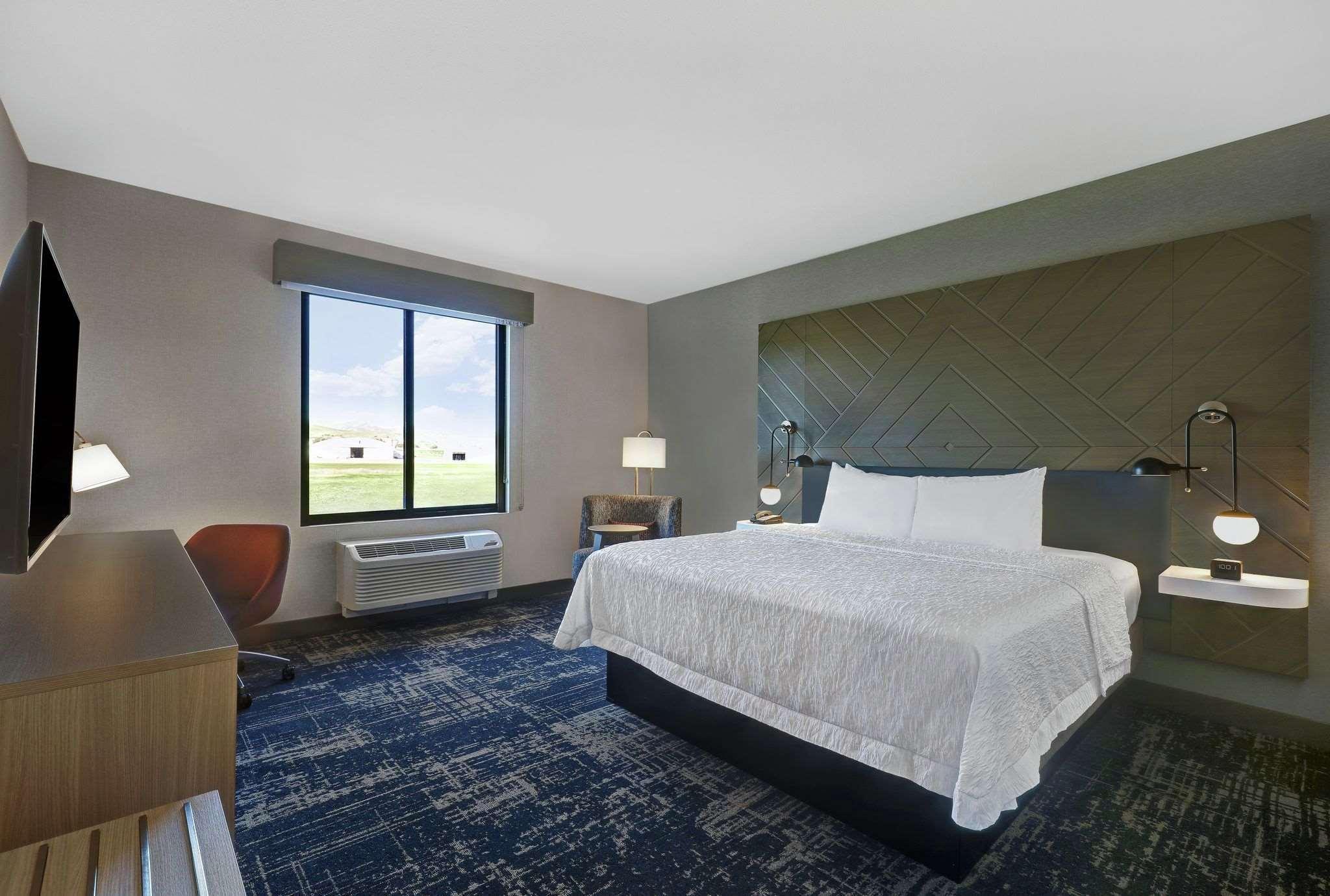 Hampton Inn Patterson, Ca Buitenkant foto